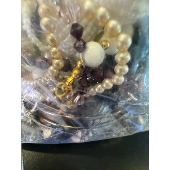 4 lbs junk craft wearable jewelry.  Vintage to Now. - Picture 5 of 15